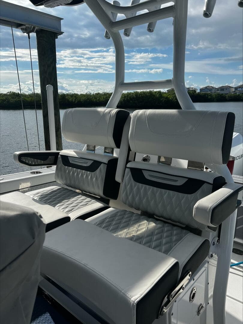 2023 Blackfin 272 CC — photo 11