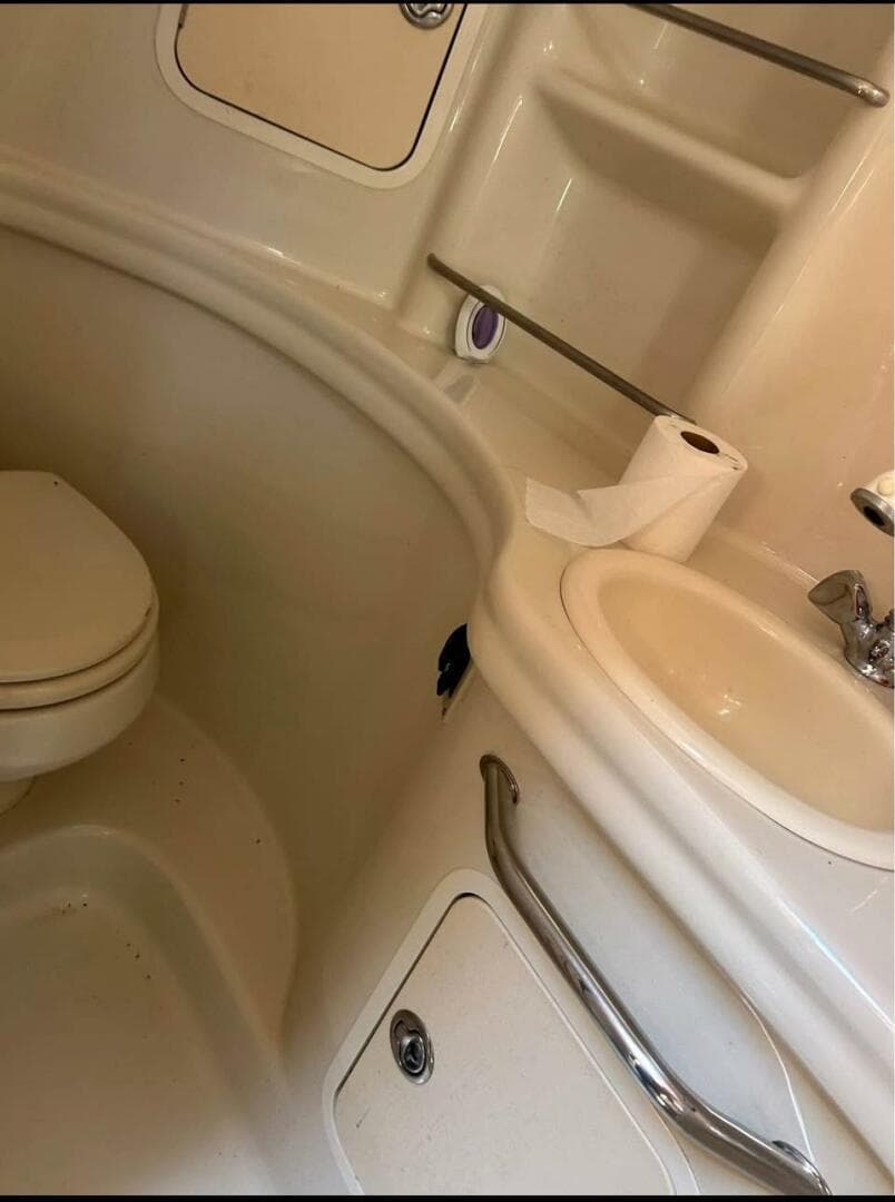 2006 Sea Ray 300 Sundancer — photo 6