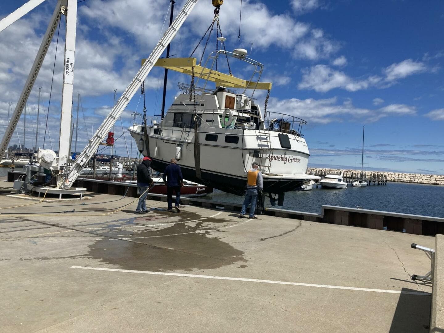 1983 Carver 3607 Ac — photo 2