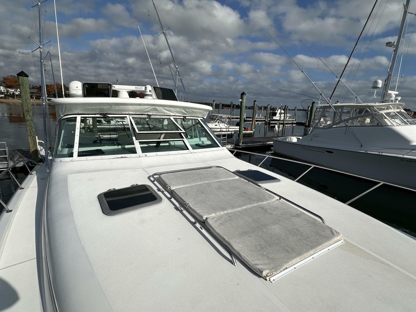 2001 Tiara Yachts 4300 Open — photo 20