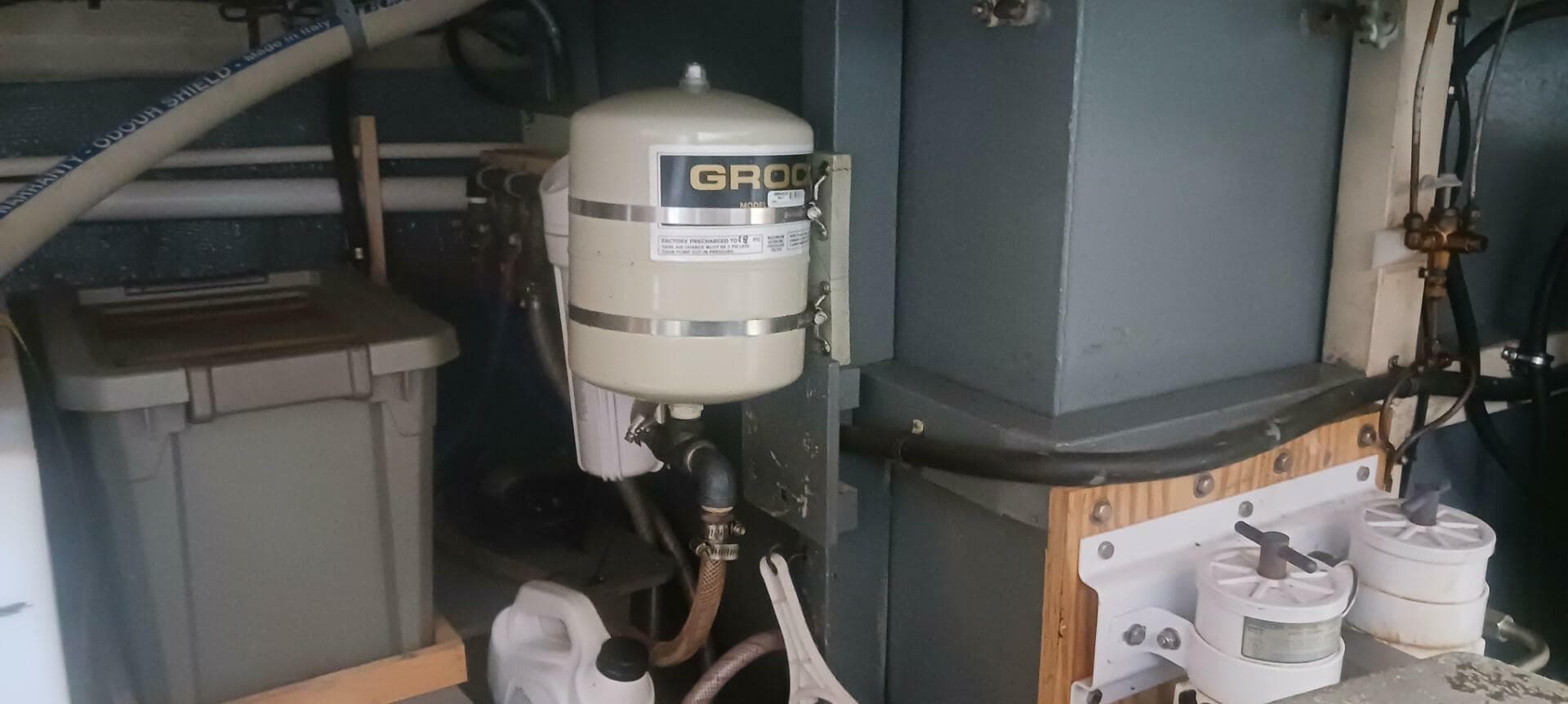 1977 Grand Banks 36 Classic — photo 22