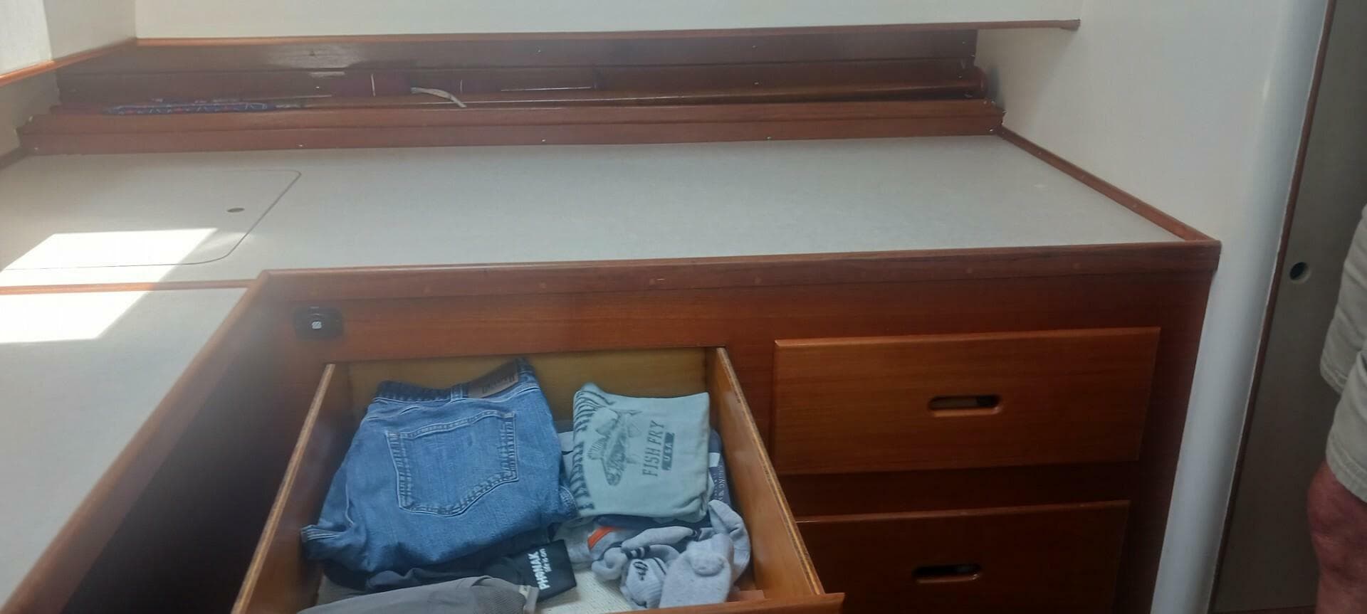 1977 Grand Banks 36 Classic — photo 39