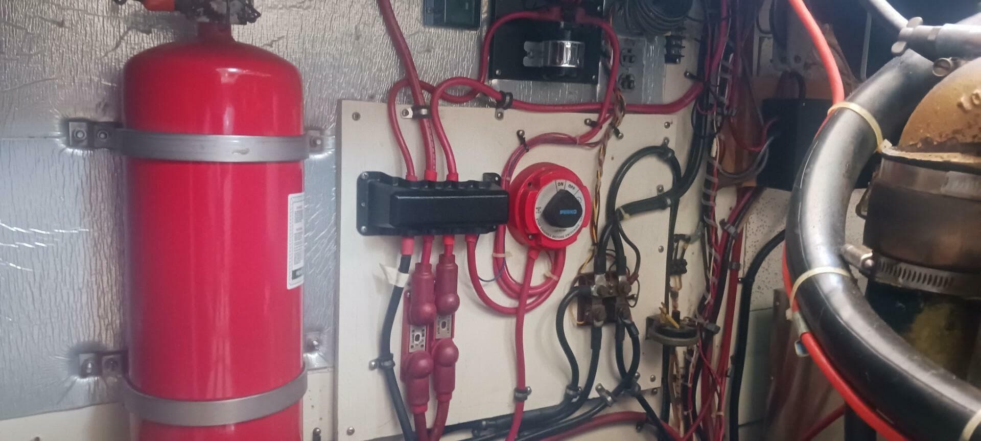 1977 Grand Banks 36 Classic — photo 29