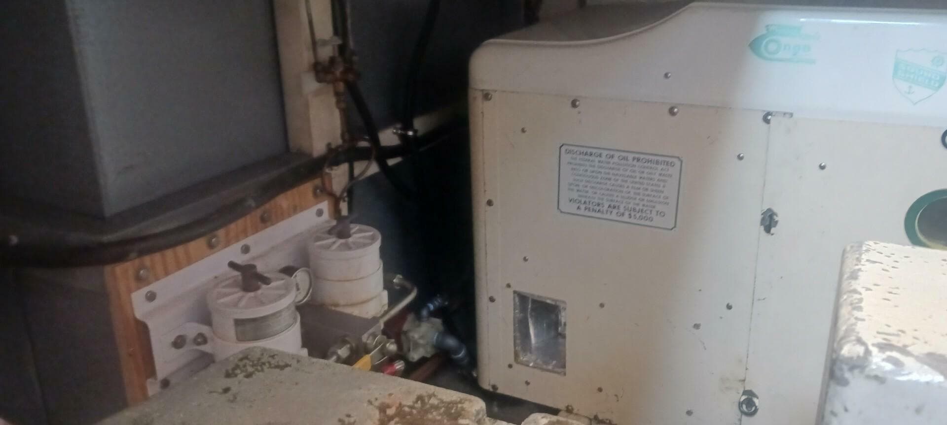 1977 Grand Banks 36 Classic — photo 23