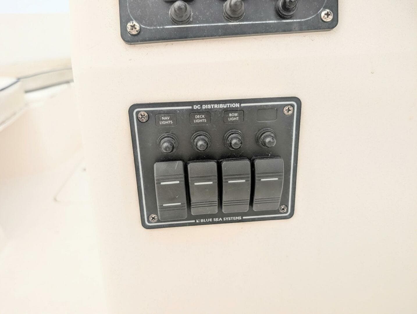 2003 Palm Beach 22 DC White Cap — photo 15