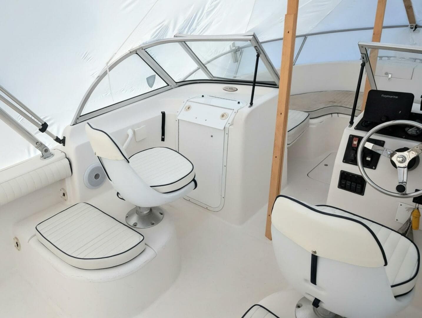 2003 Palm Beach 22 DC White Cap — photo 9