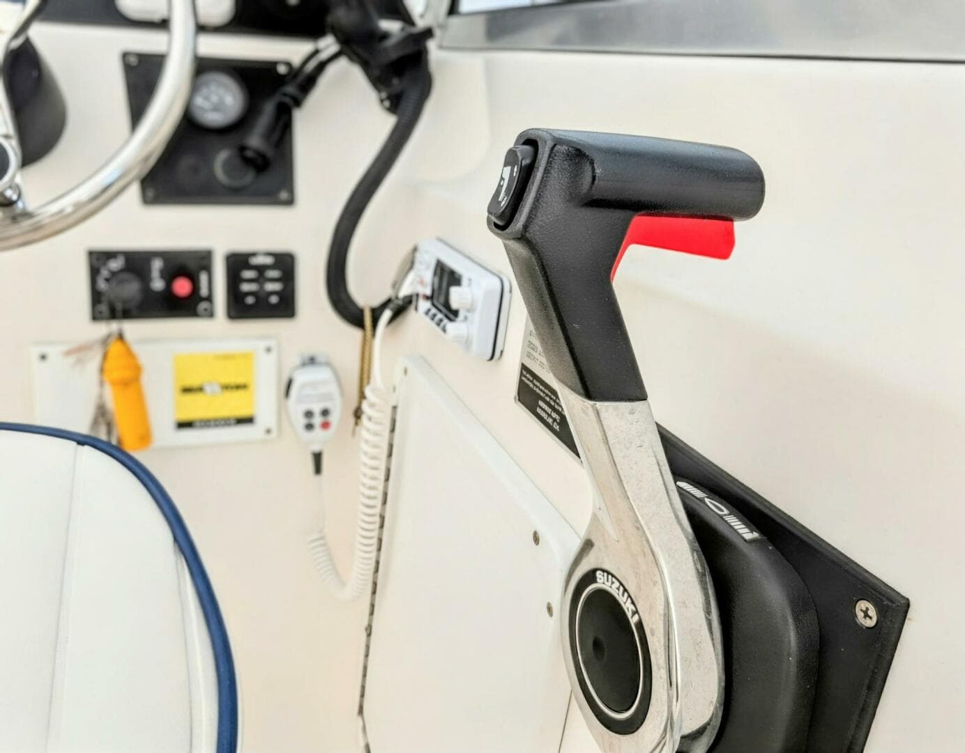 2003 Palm Beach 22 DC White Cap — photo 14