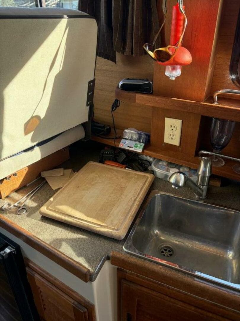 2014 Ranger Tugs R-27 — photo 21