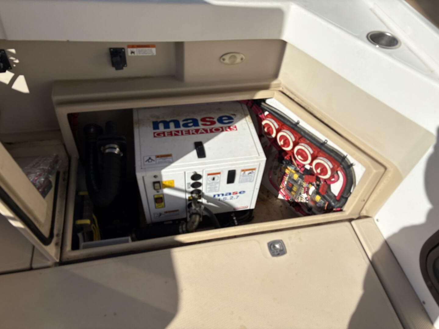 2014 Ranger Tugs R-27 — photo 42