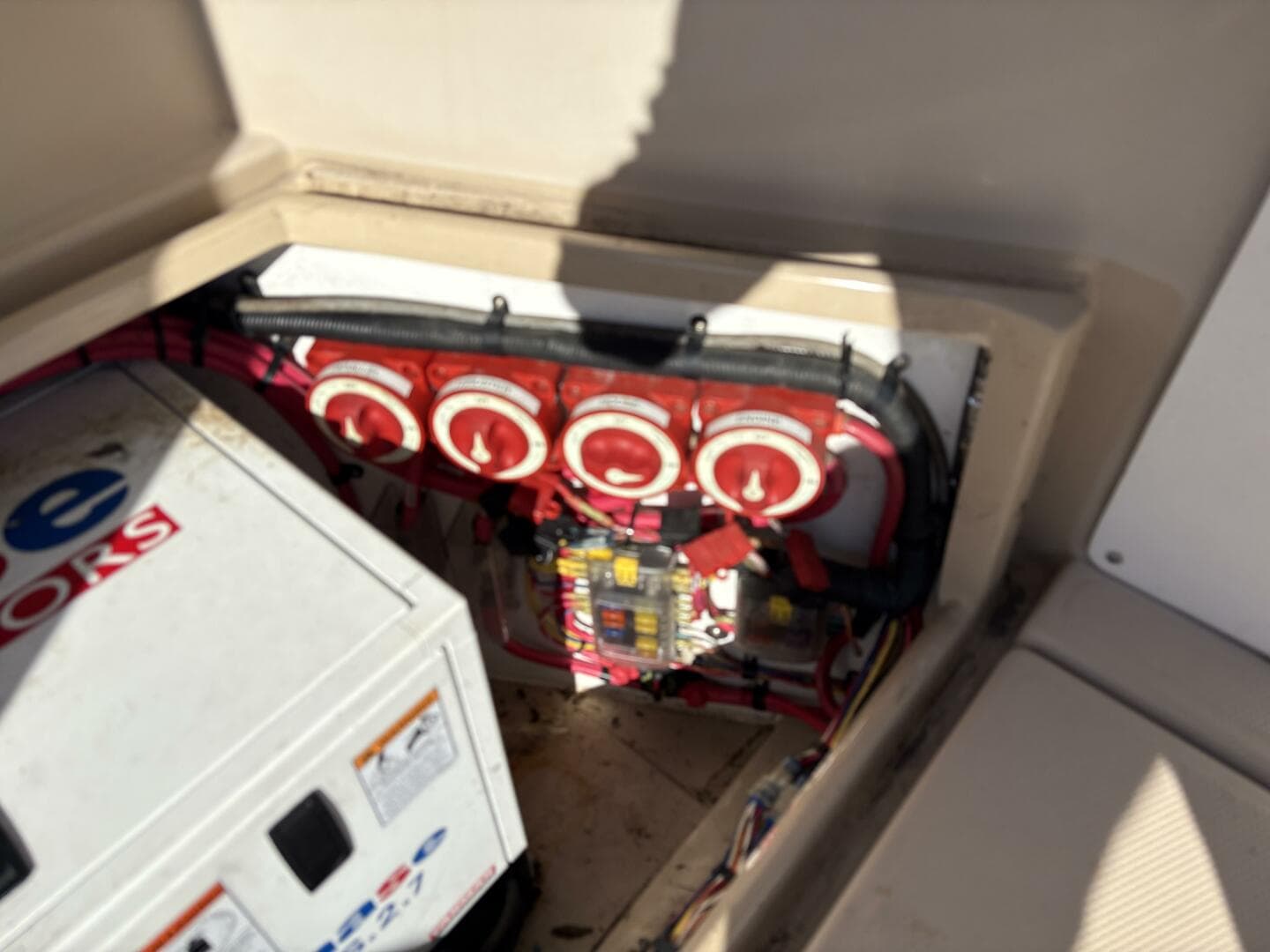 2014 Ranger Tugs R-27 — photo 43