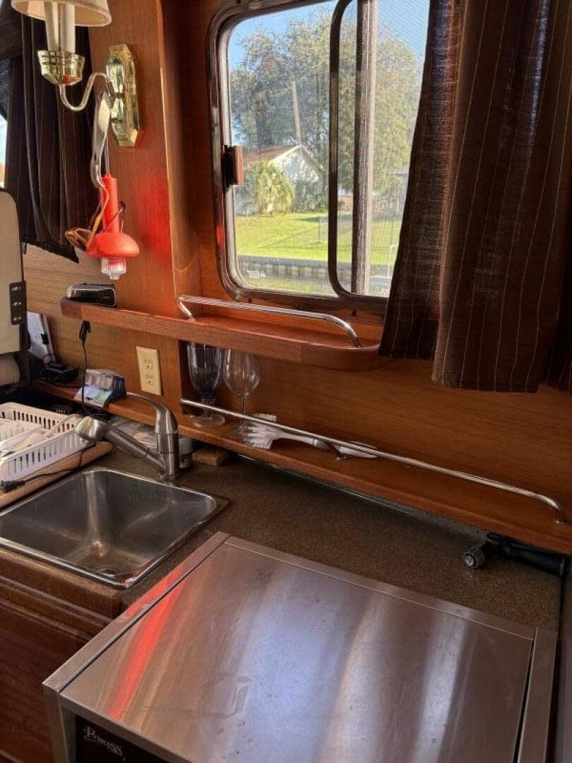 2014 Ranger Tugs R-27 — photo 20