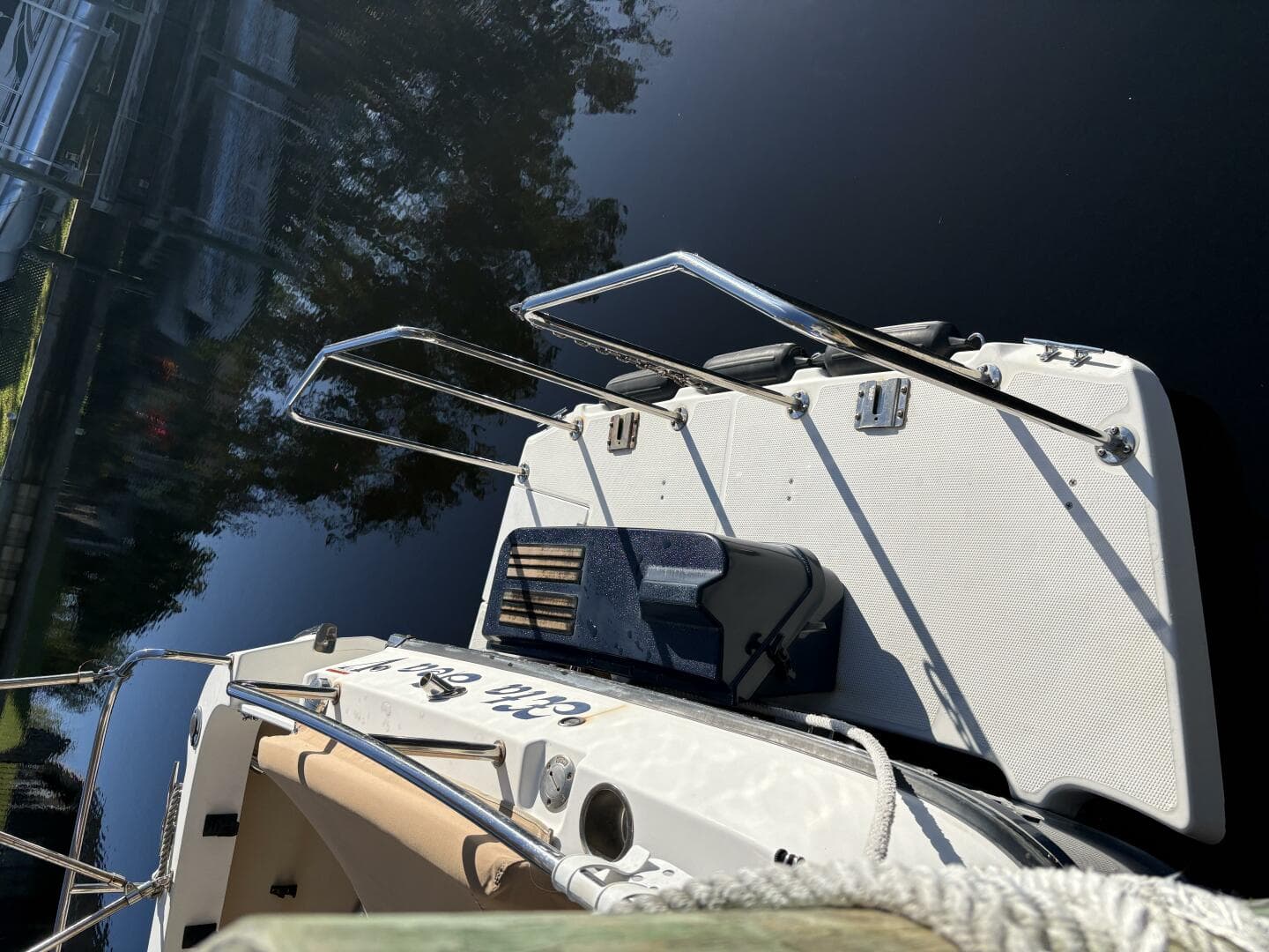 2014 Ranger Tugs R-27 — photo 12