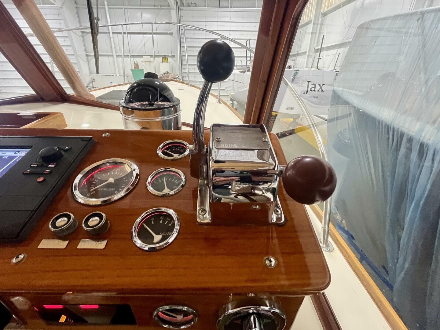 1980 Dyer 29 Bass — photo 9