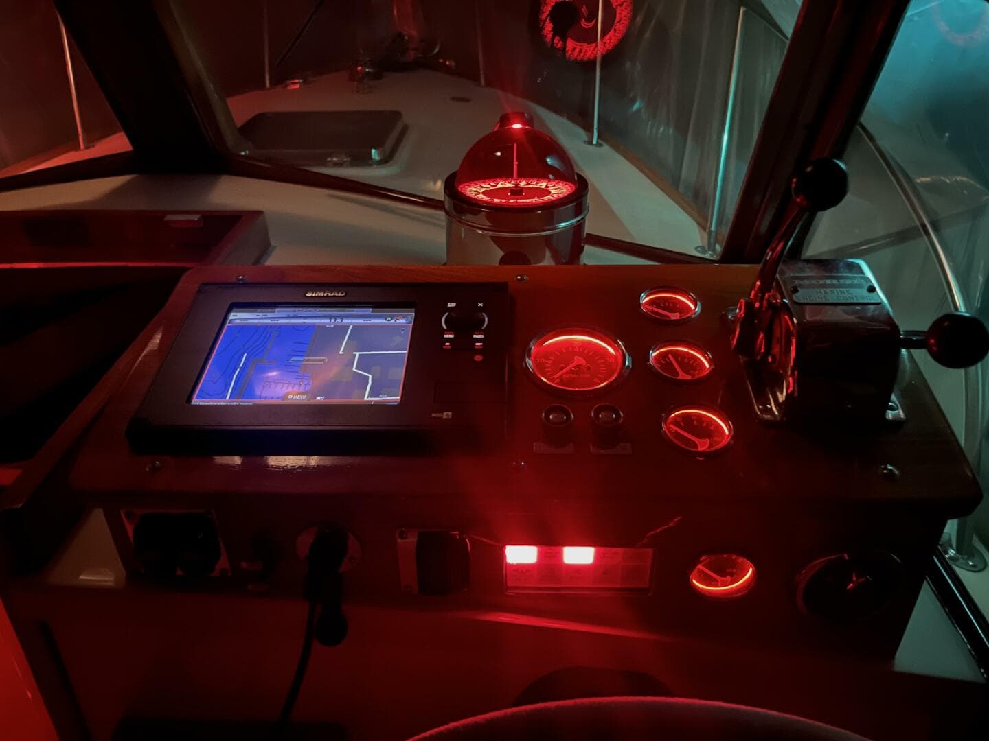 1980 Dyer 29 Bass — photo 10