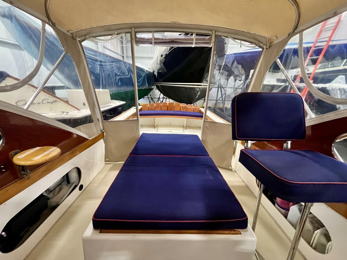 1980 Dyer 29 Bass — photo 31