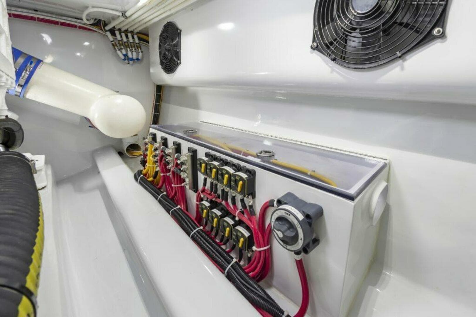 2025 Custom Carolina Sportfish — photo 64