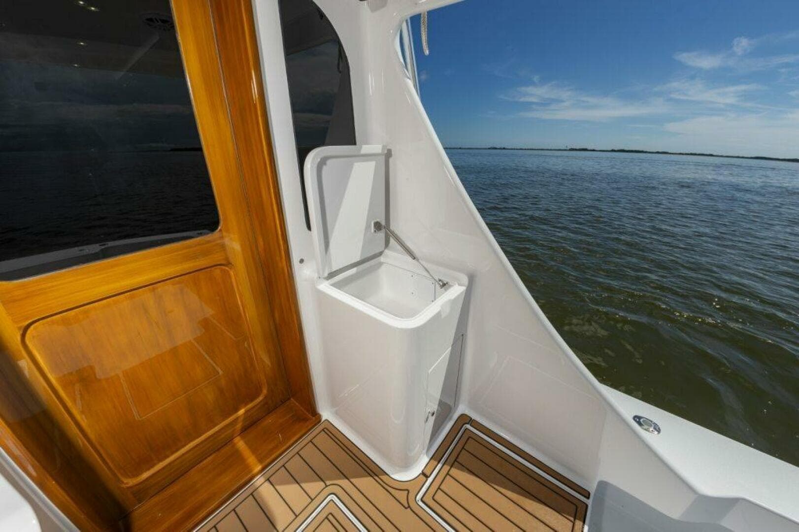 2025 Custom Carolina Sportfish — photo 20