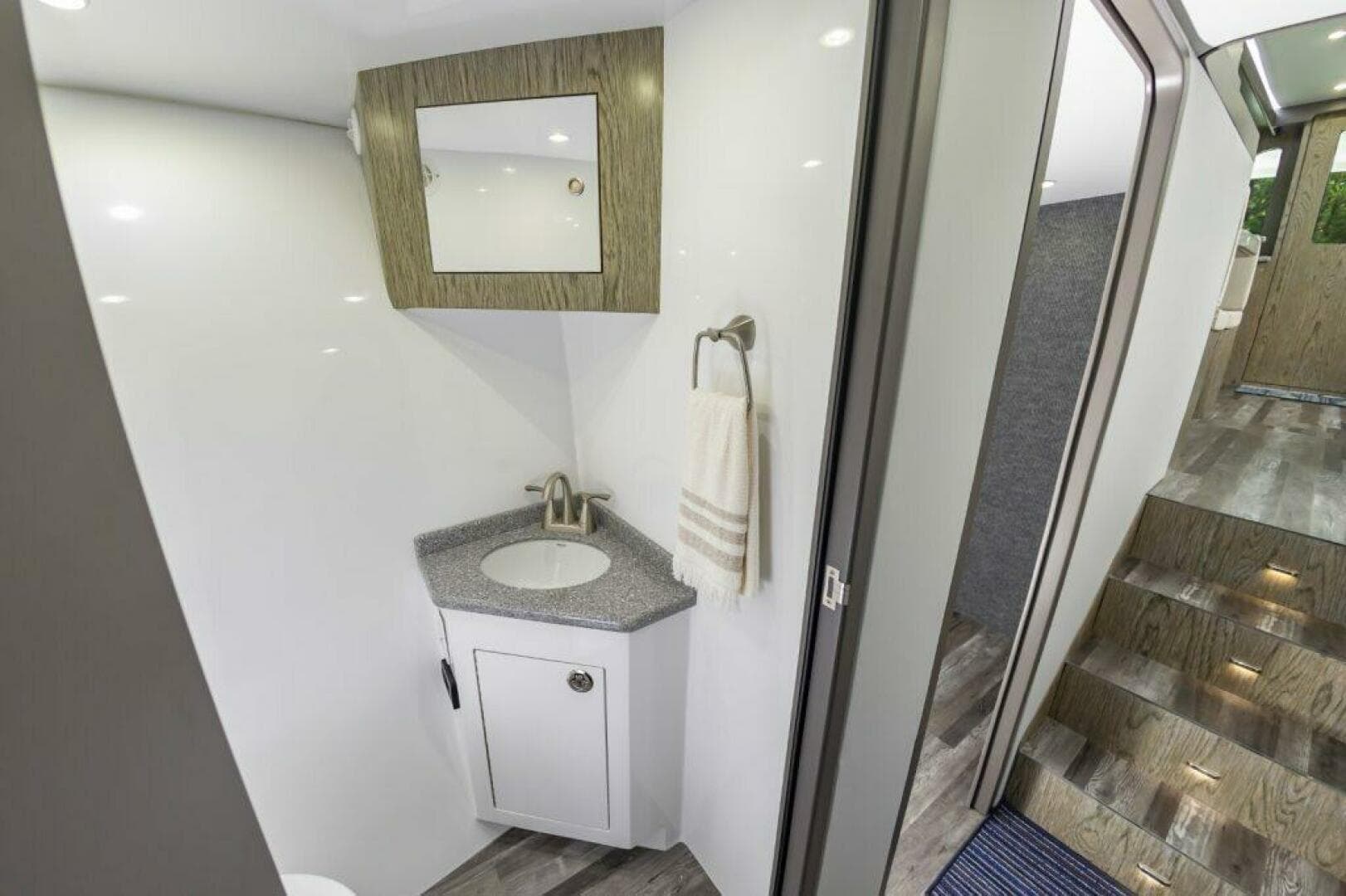 2025 Custom Carolina Sportfish — photo 45