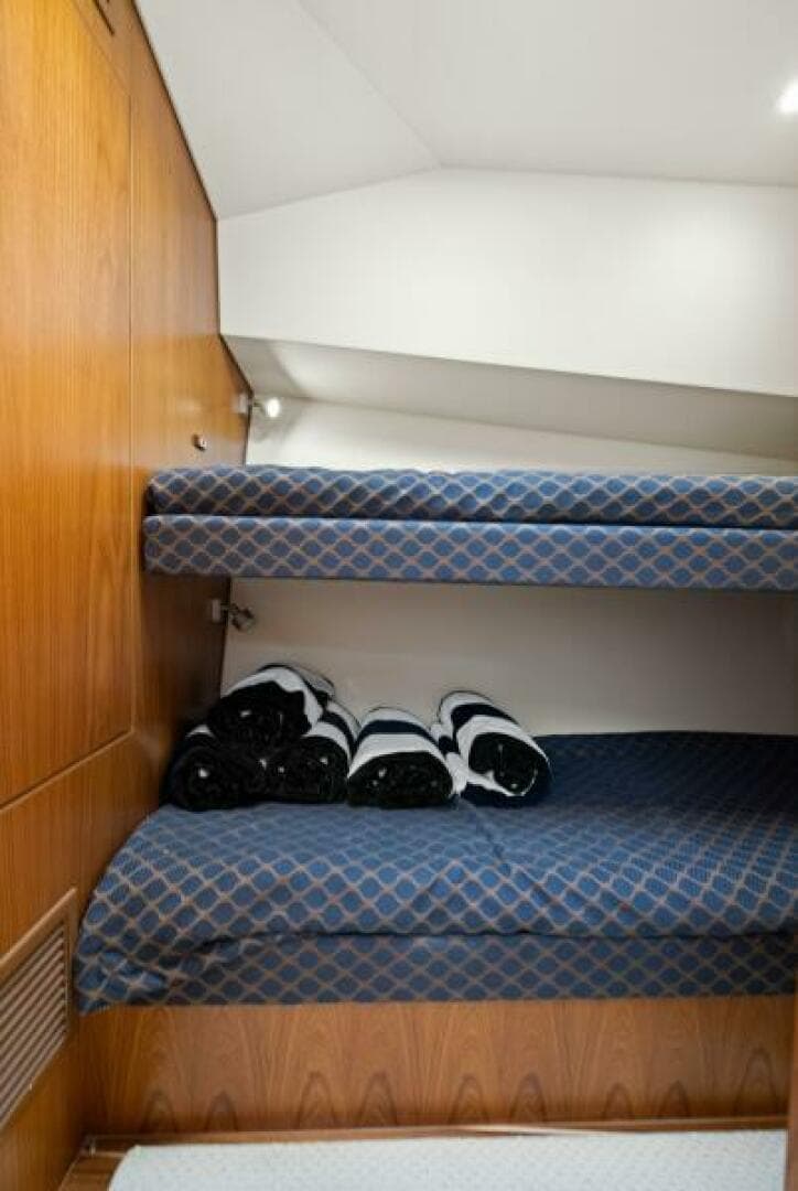 2012 Cabo 44 Hardtop Express — photo 27