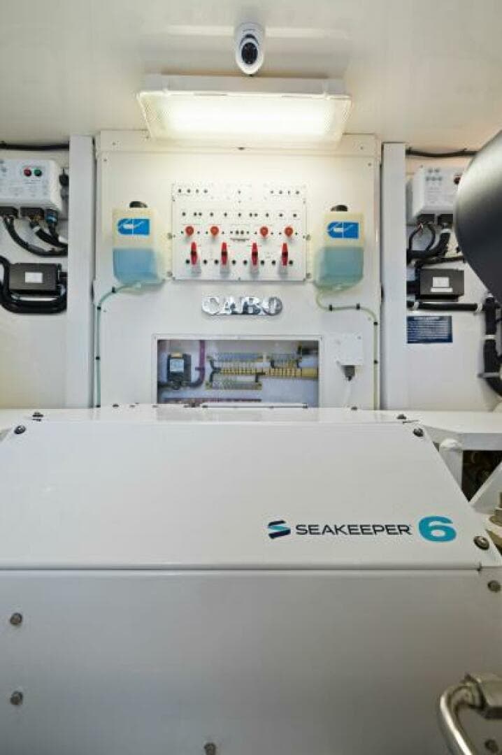 2012 Cabo 44 Hardtop Express — photo 67