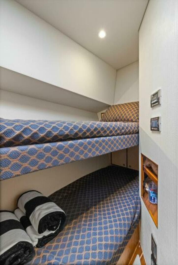 2012 Cabo 44 Hardtop Express — photo 26