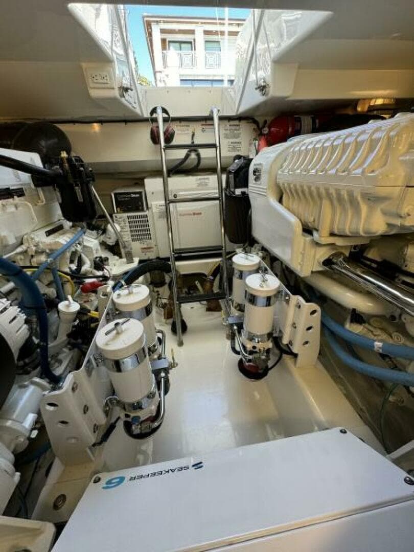 2012 Cabo 44 Hardtop Express — photo 74