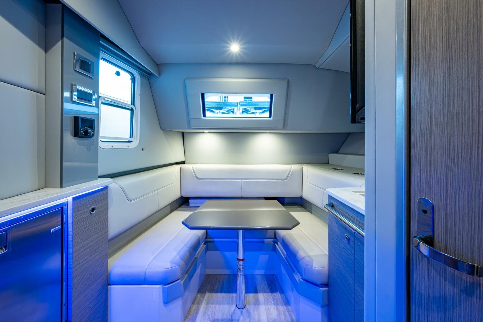 2022 Formula 380 Ssc — photo 2