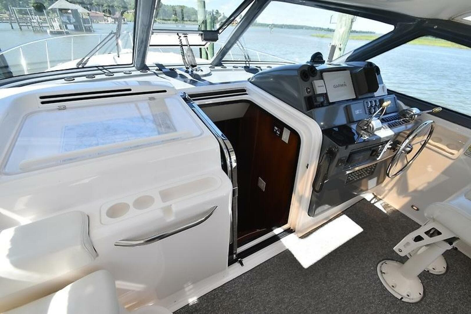 2001 Tiara Yachts 52 Sport Yacht — photo 29