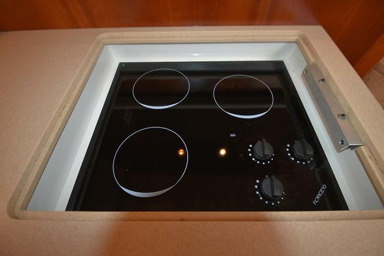 2001 Tiara Yachts 52 Sport Yacht — photo 21