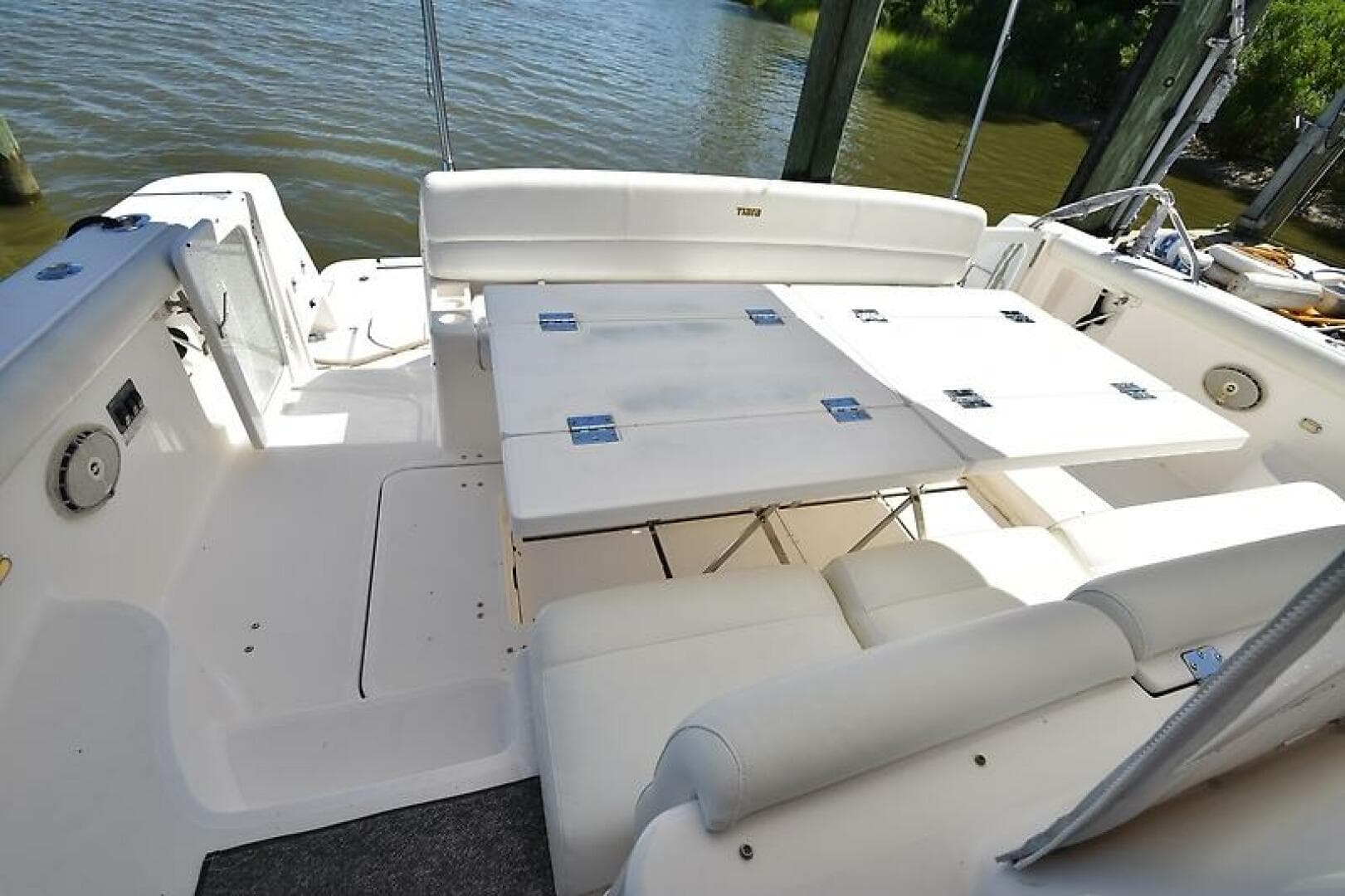 2001 Tiara Yachts 52 Sport Yacht — photo 52