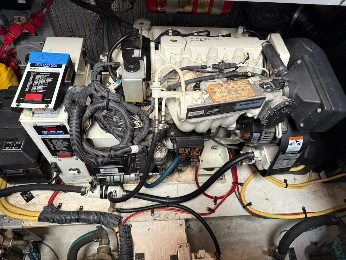 2006 Cruisers Yachts 415 Express — photo 40