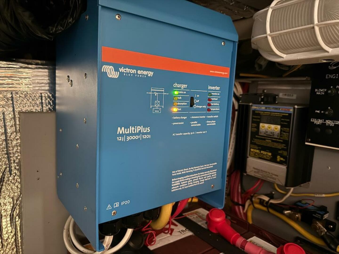 2006 Cruisers Yachts 415 Express — photo 38