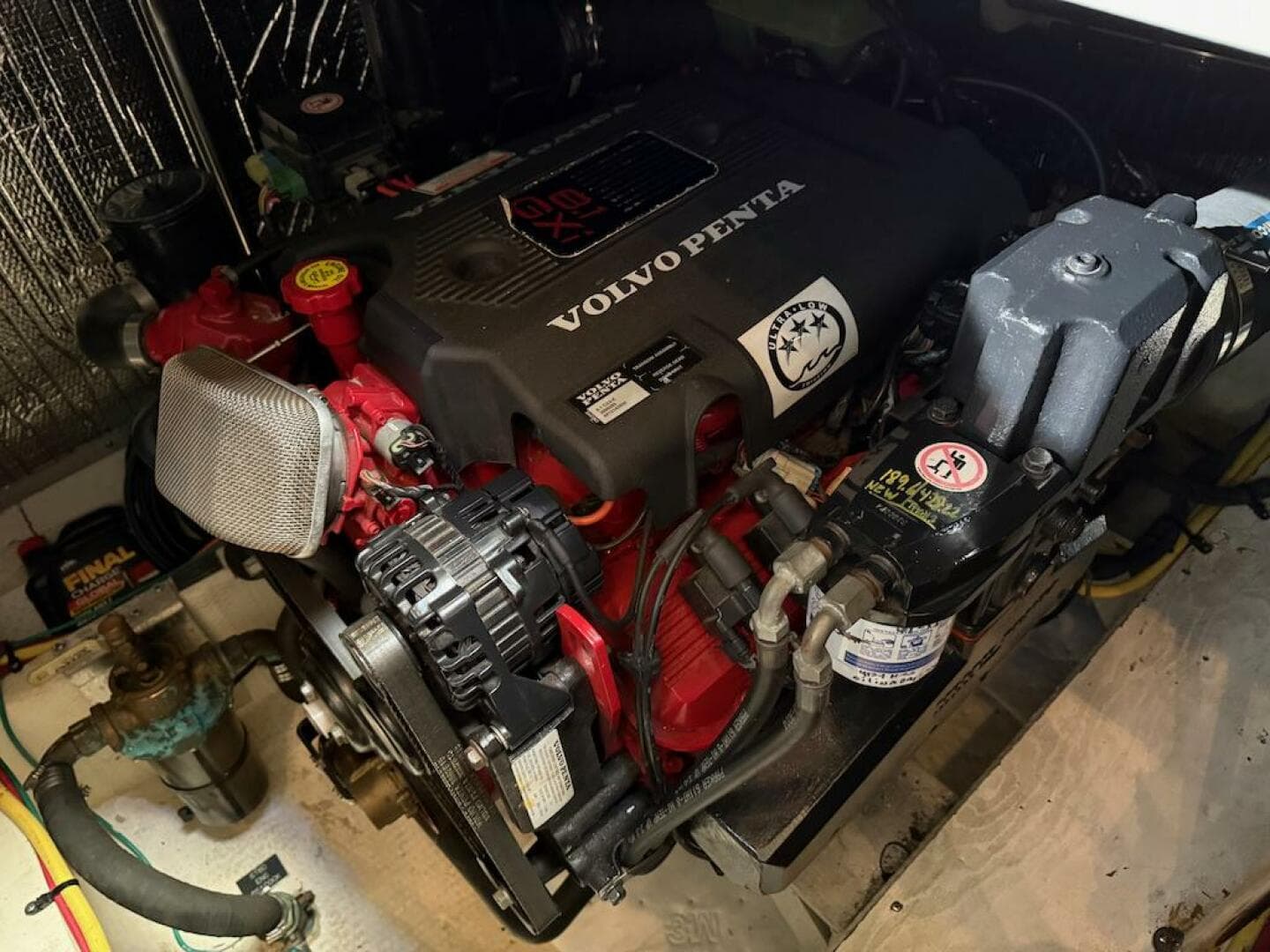 2006 Cruisers Yachts 415 Express — photo 37