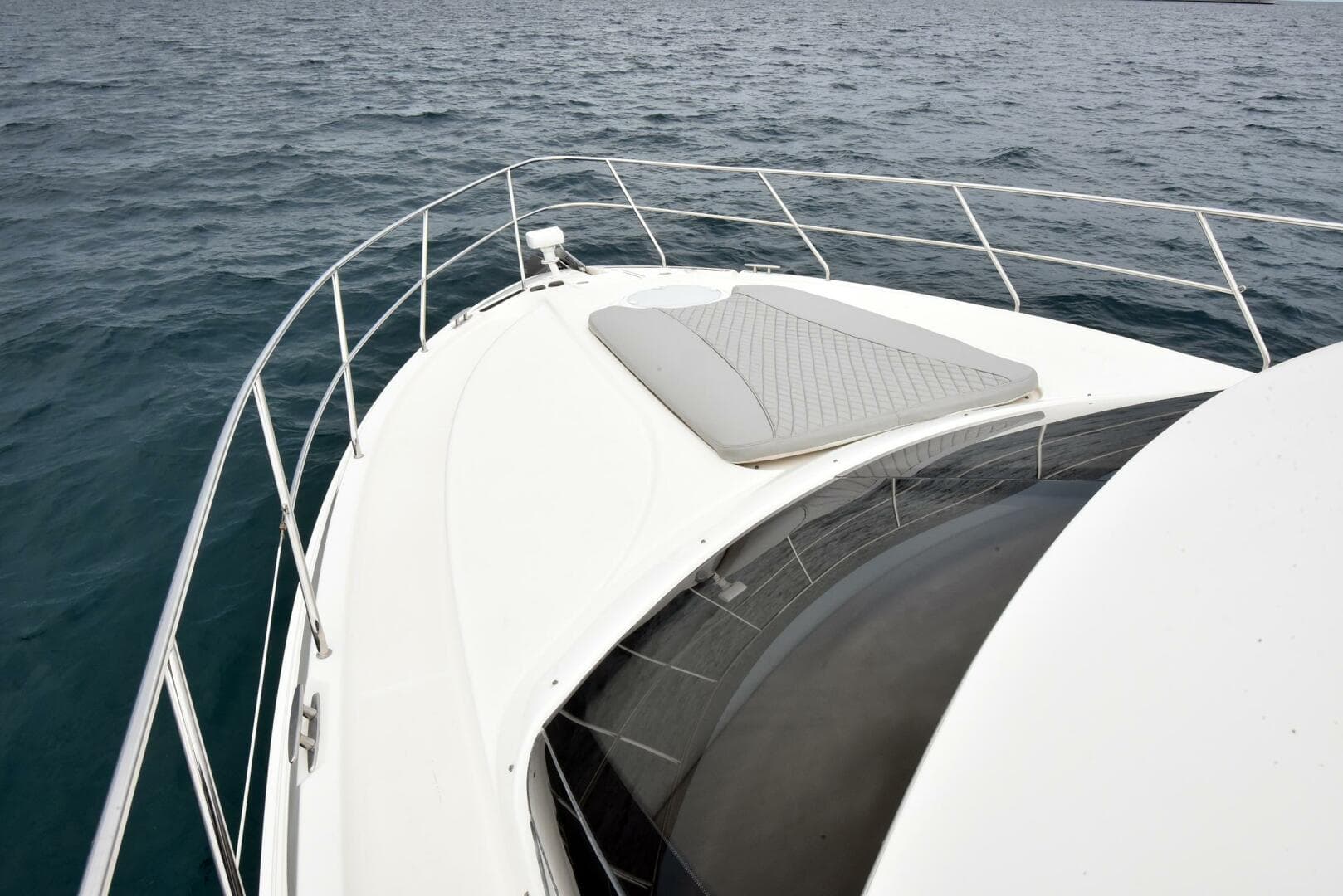 2010 Silverton 38 Sport Bridge — photo 39