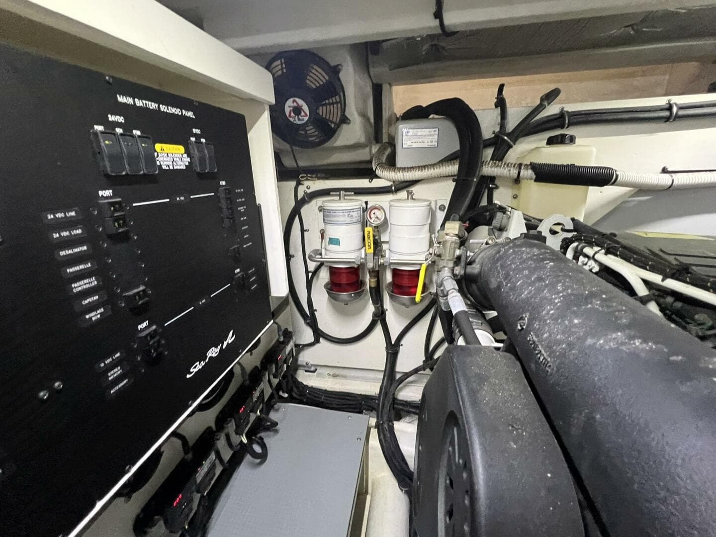 2019 Sea Ray L550 — photo 77