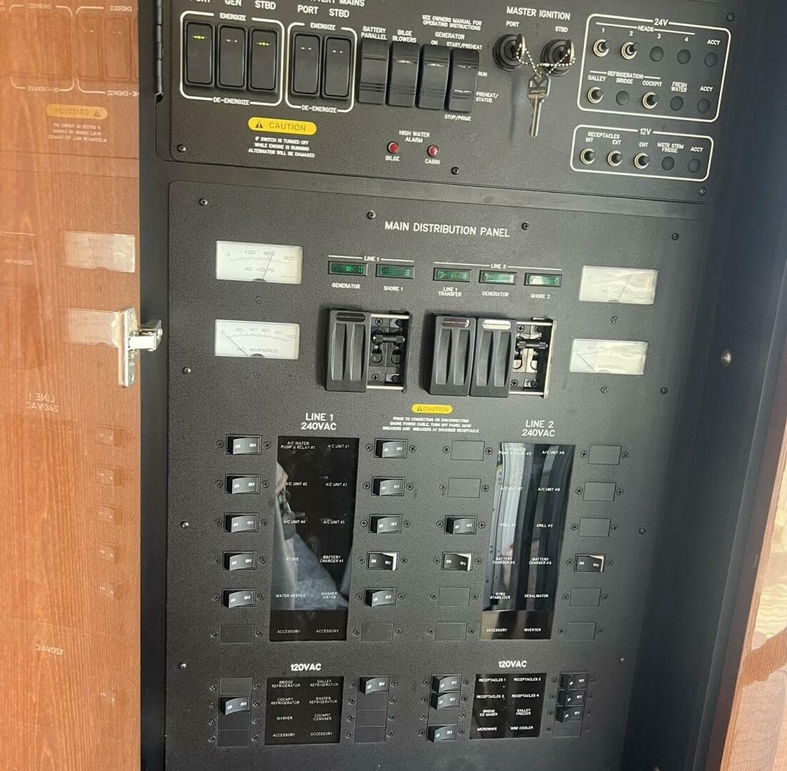 2019 Sea Ray L550 — photo 64