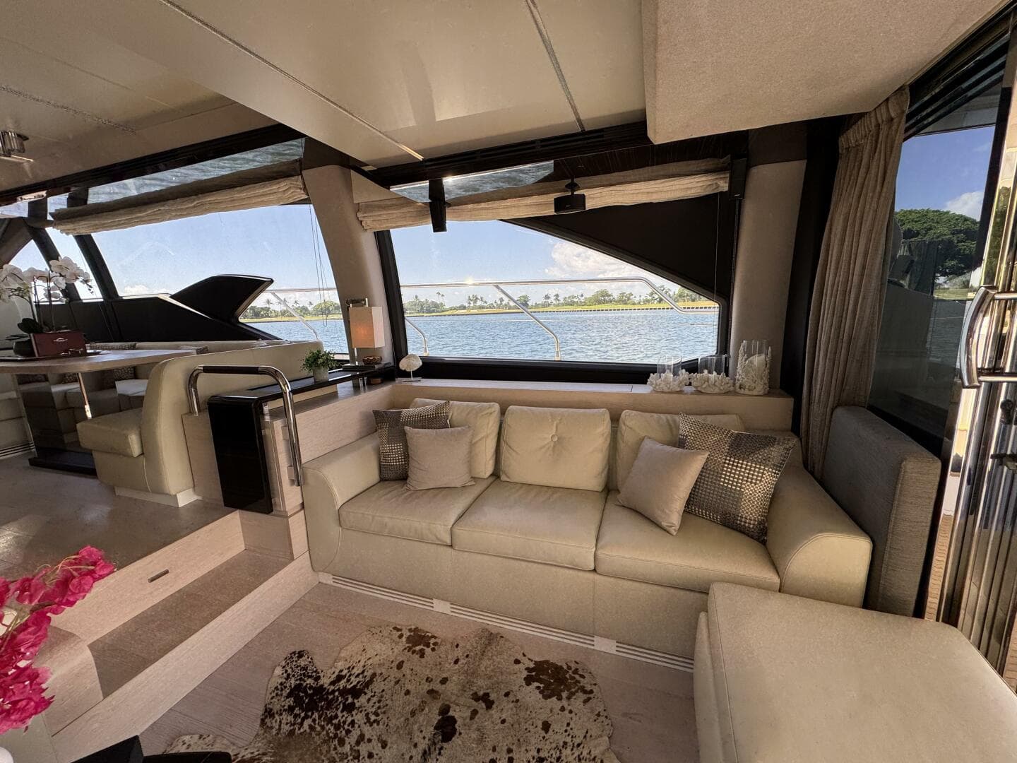 2018 Azimut 66 Flybridge — photo 4