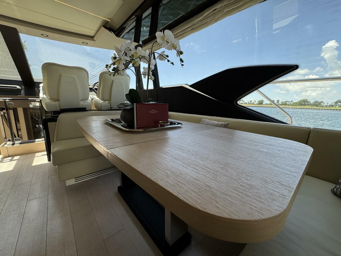 2018 Azimut 66 Flybridge — photo 8