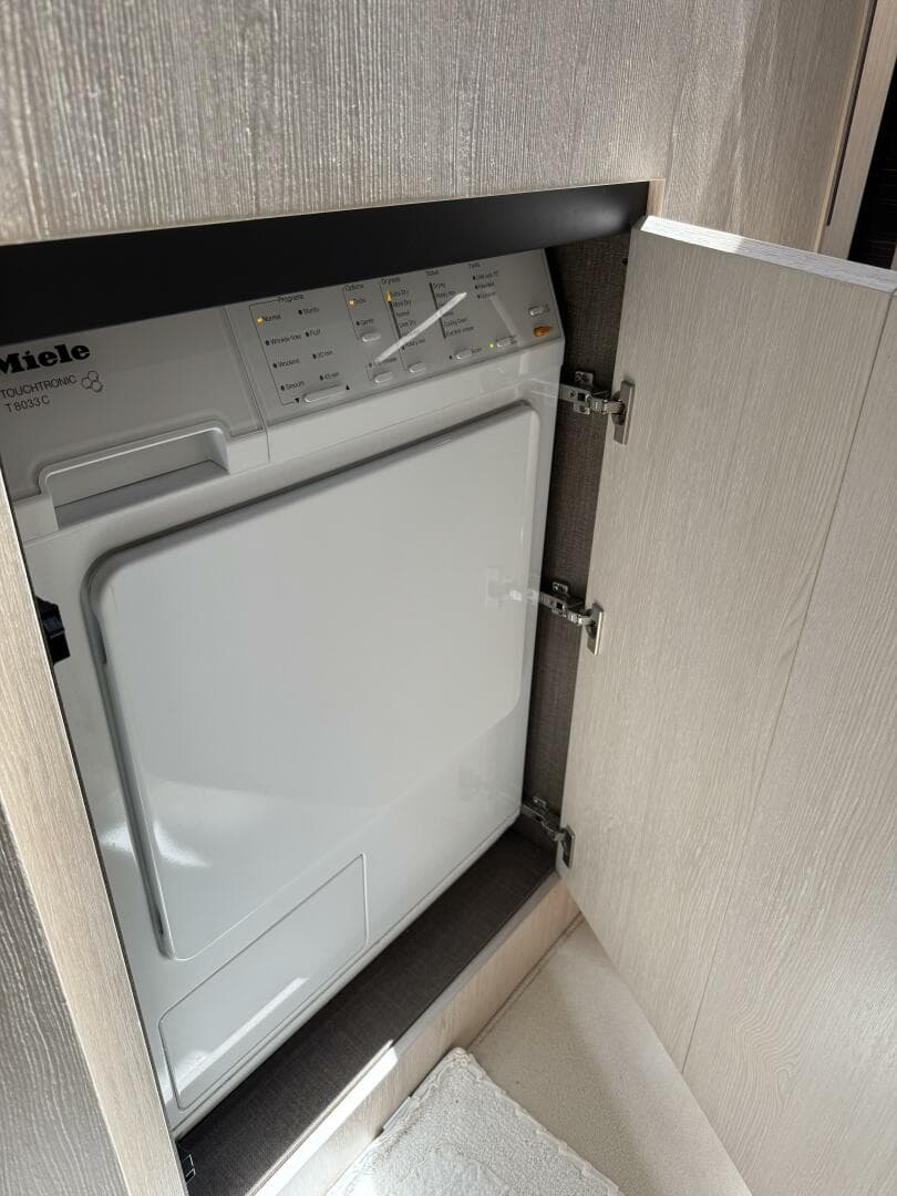 2018 Azimut 66 Flybridge — photo 52