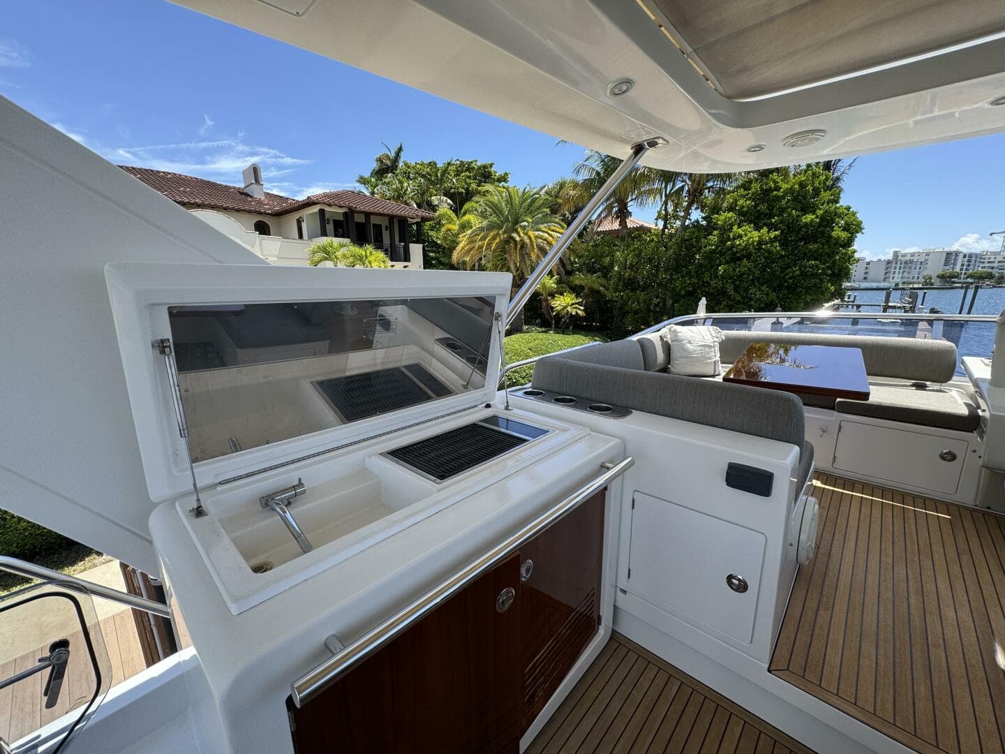 2018 Azimut 66 Flybridge — photo 29