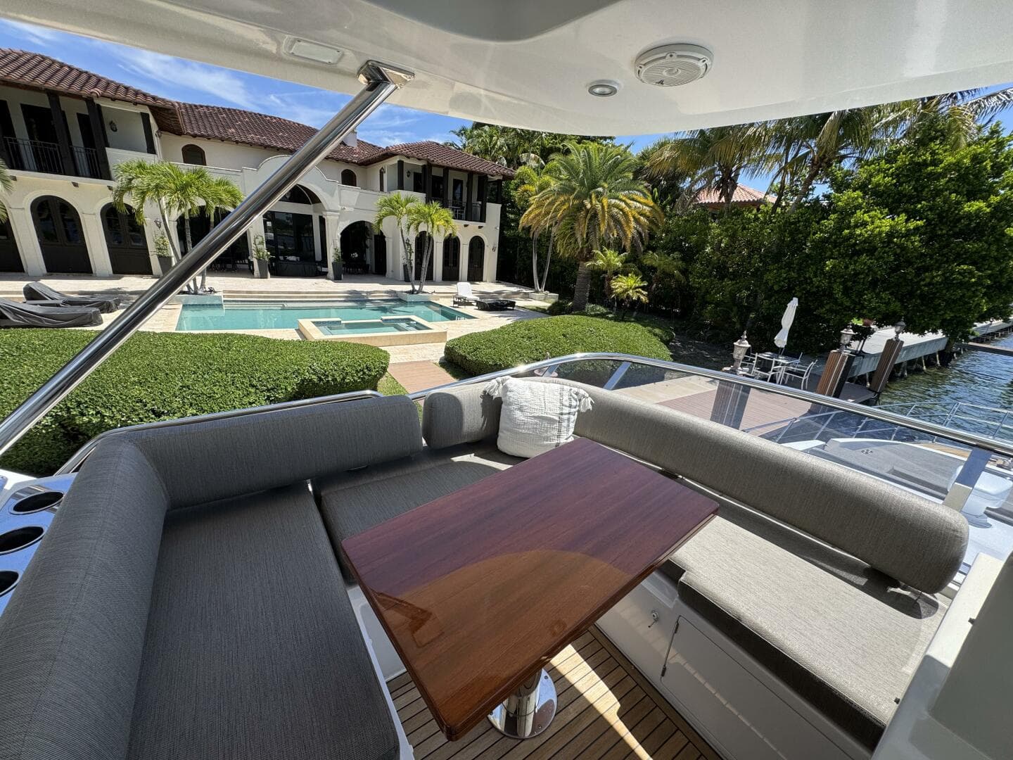 2018 Azimut 66 Flybridge — photo 26