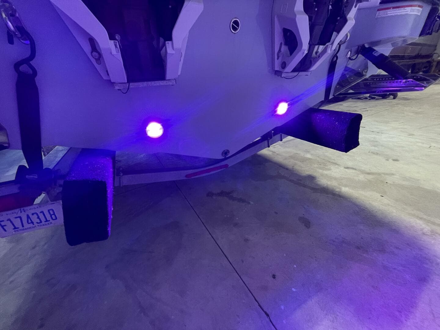 2025 Stingray 253 Center Console — photo 7