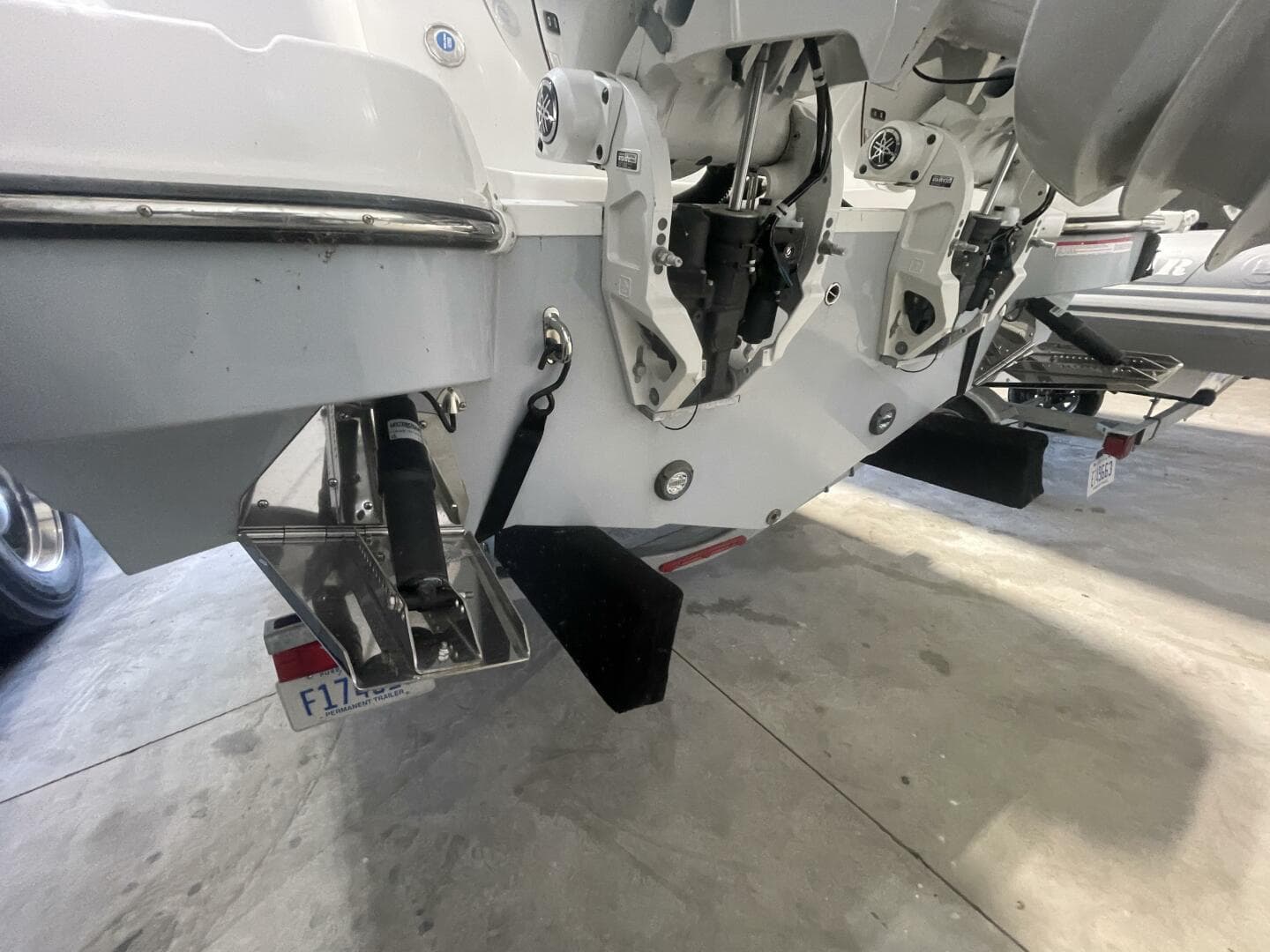 2025 Stingray 253 Center Console — photo 6