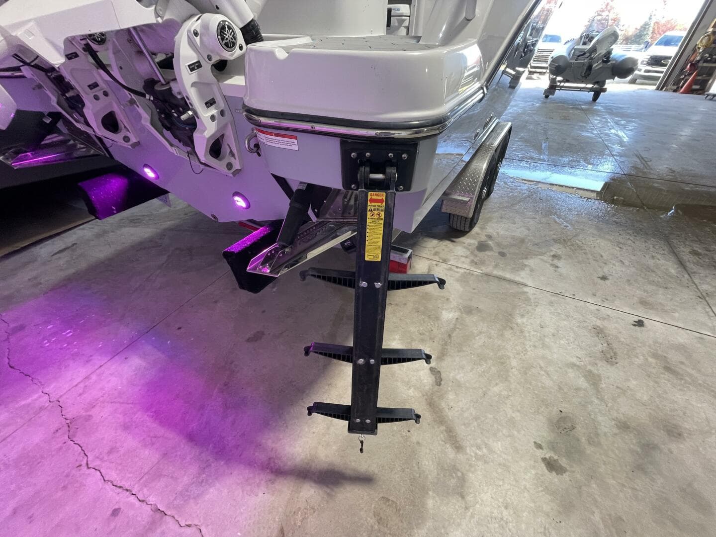 2025 Stingray 253 Center Console — photo 4