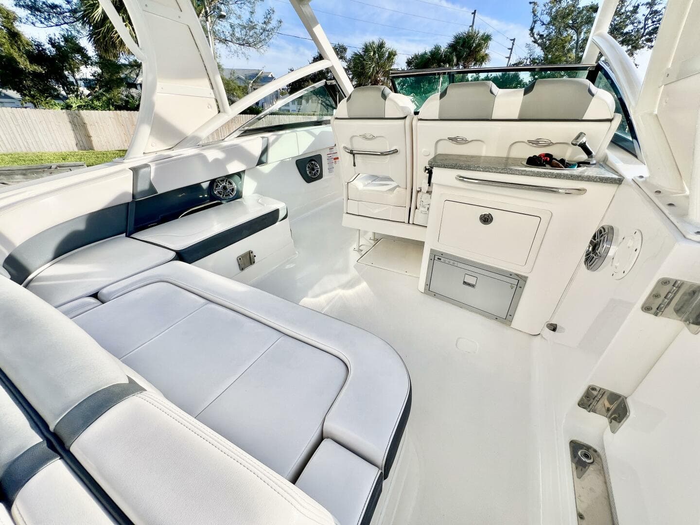 2021 Chaparral 280 Osx — photo 12