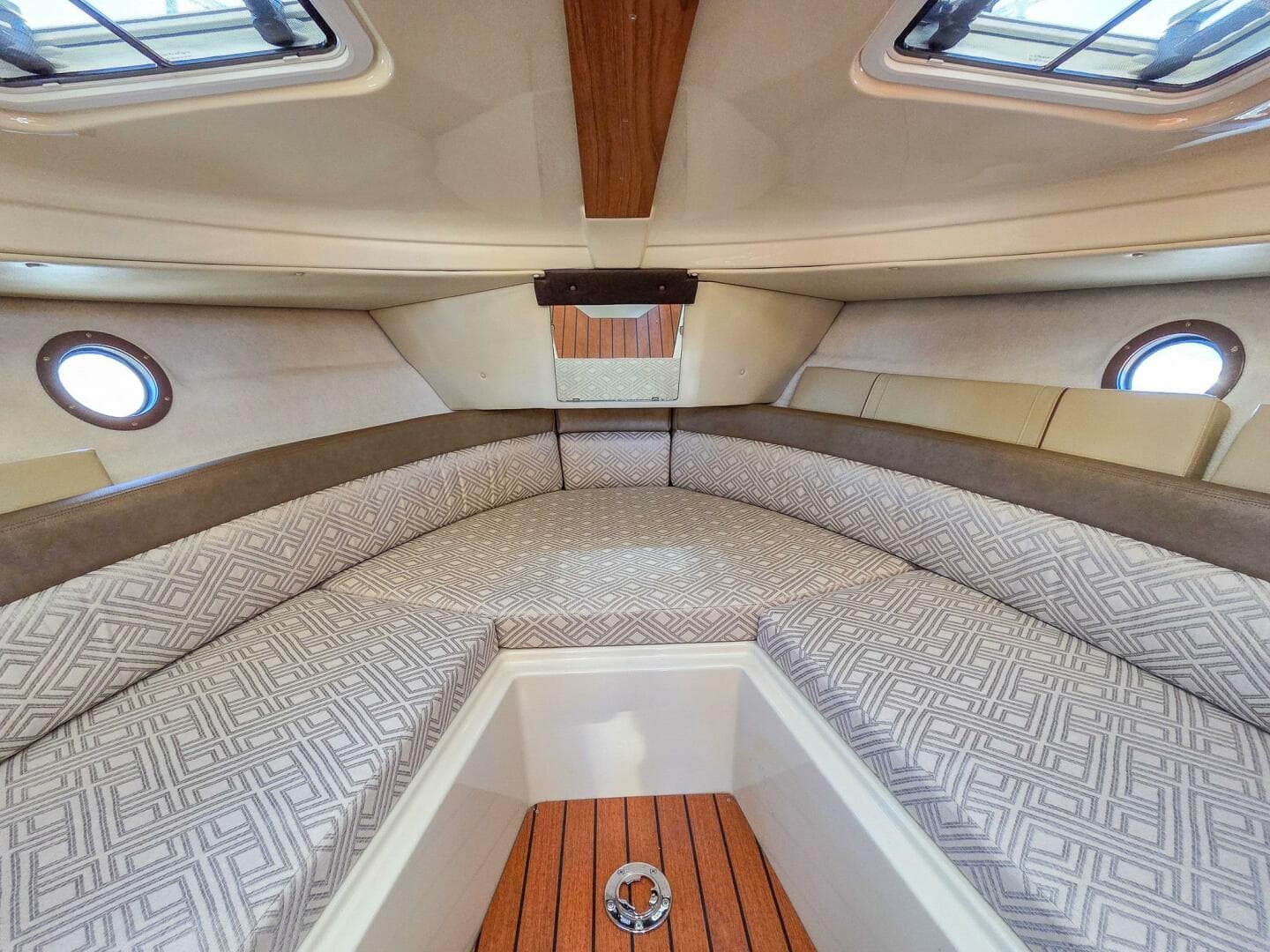 2021 Ranger Tugs R-23 — photo 44