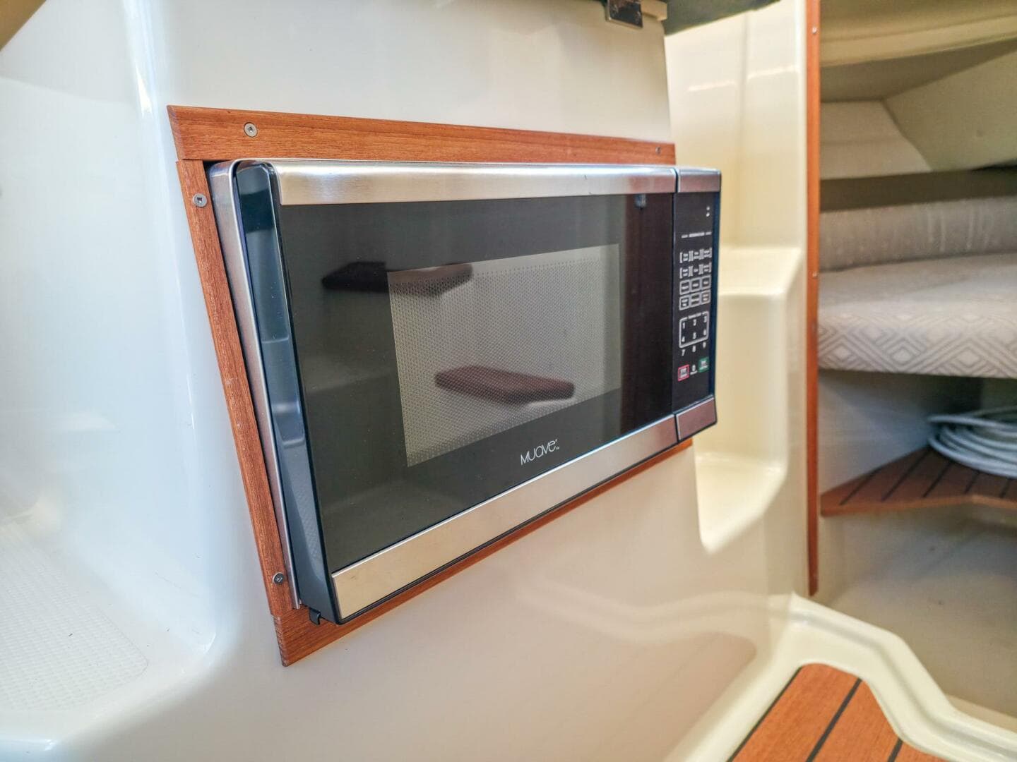 2021 Ranger Tugs R-23 — photo 34