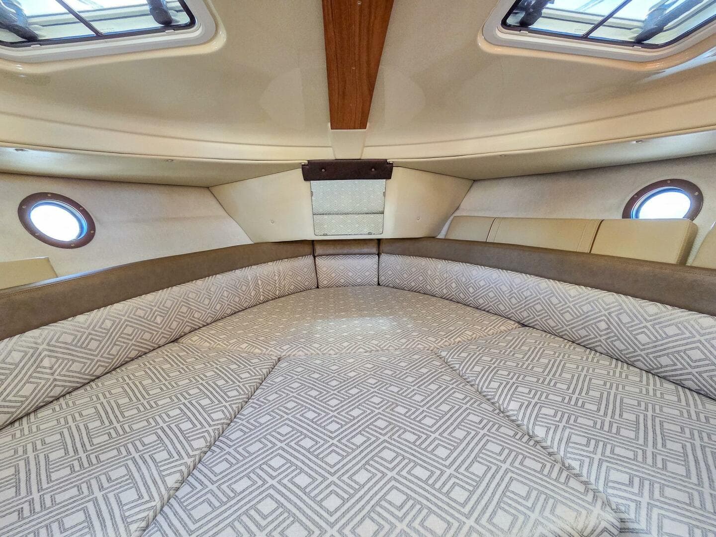 2021 Ranger Tugs R-23 — photo 46