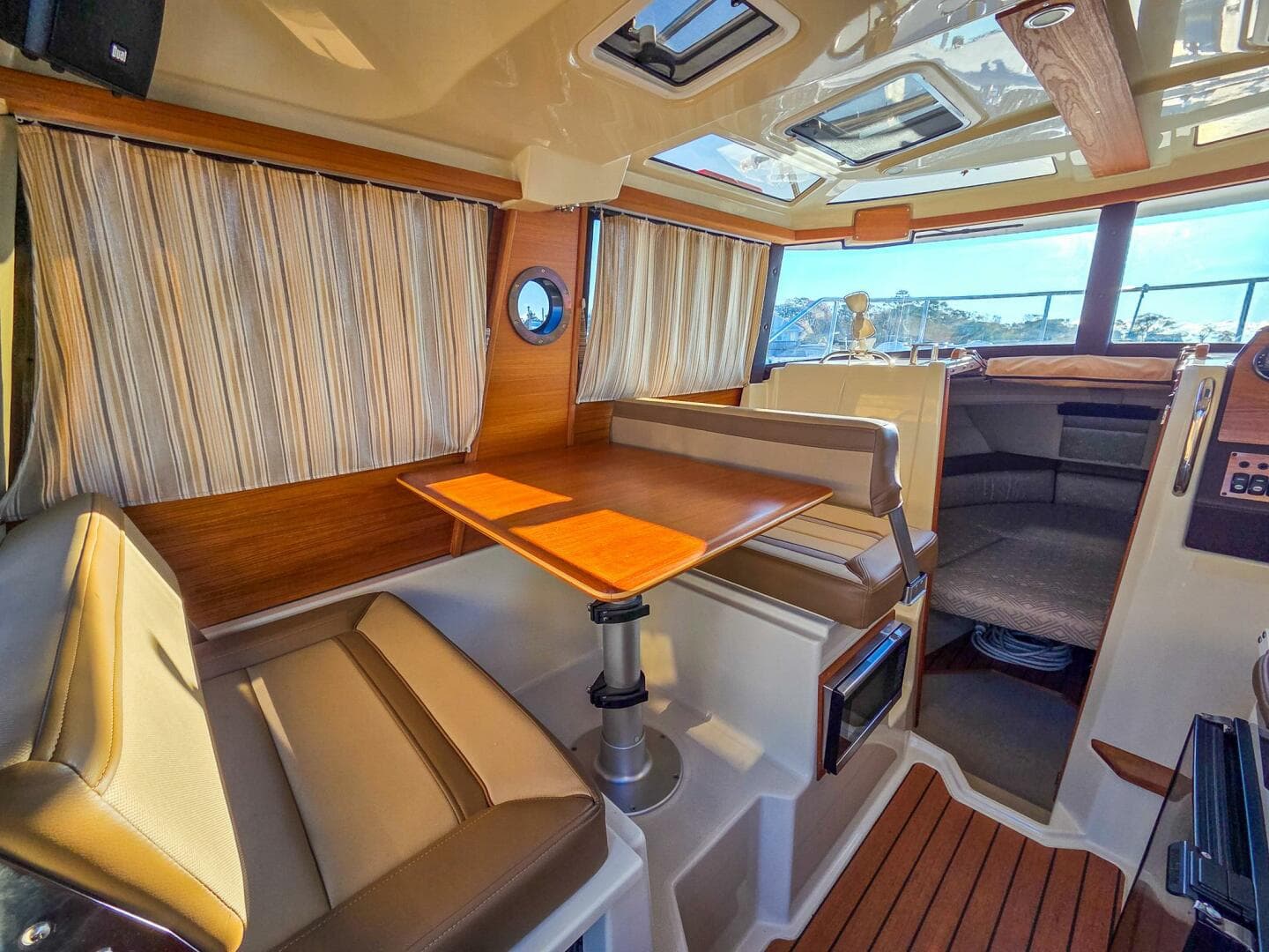 2021 Ranger Tugs R-23 — photo 28