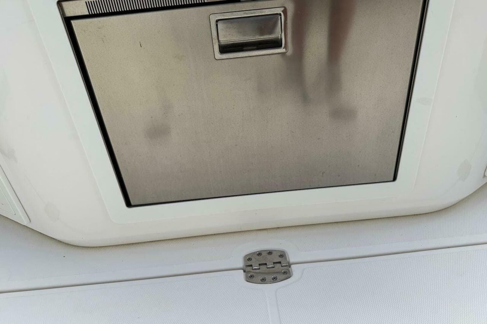 2021 Boston Whaler 405 Conquest — photo 47